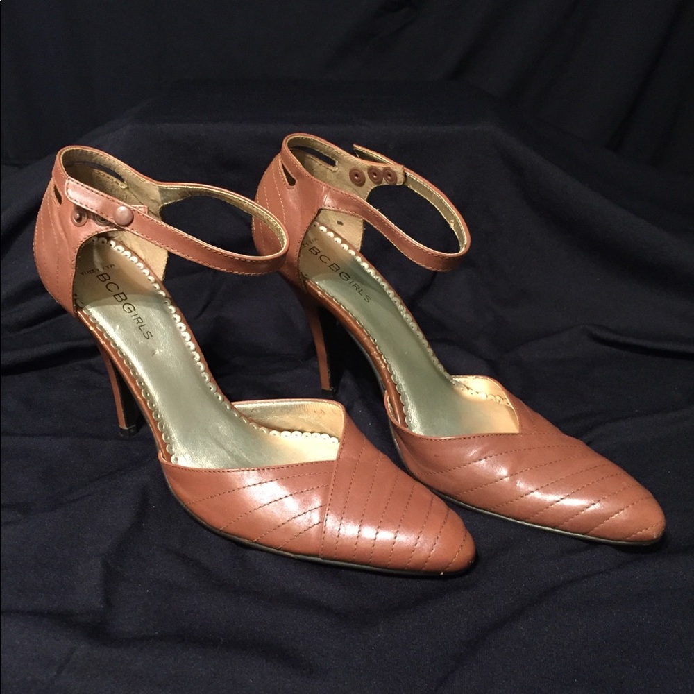 BCBG Girls Camel Brown Heels
